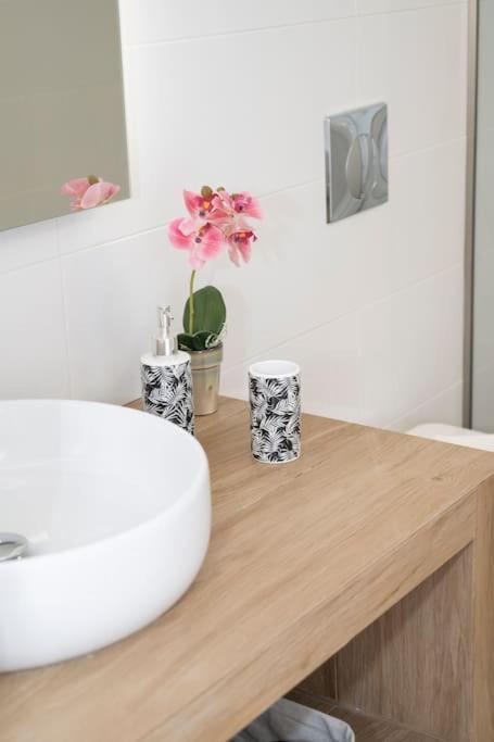 Homeresidence 1 إرموبولّي المظهر الخارجي الصورة